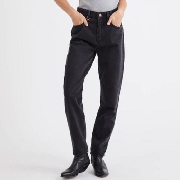 Neuw Denim - Neuw Lola Super High Rise Mom Jean In Stoned Black Size 29